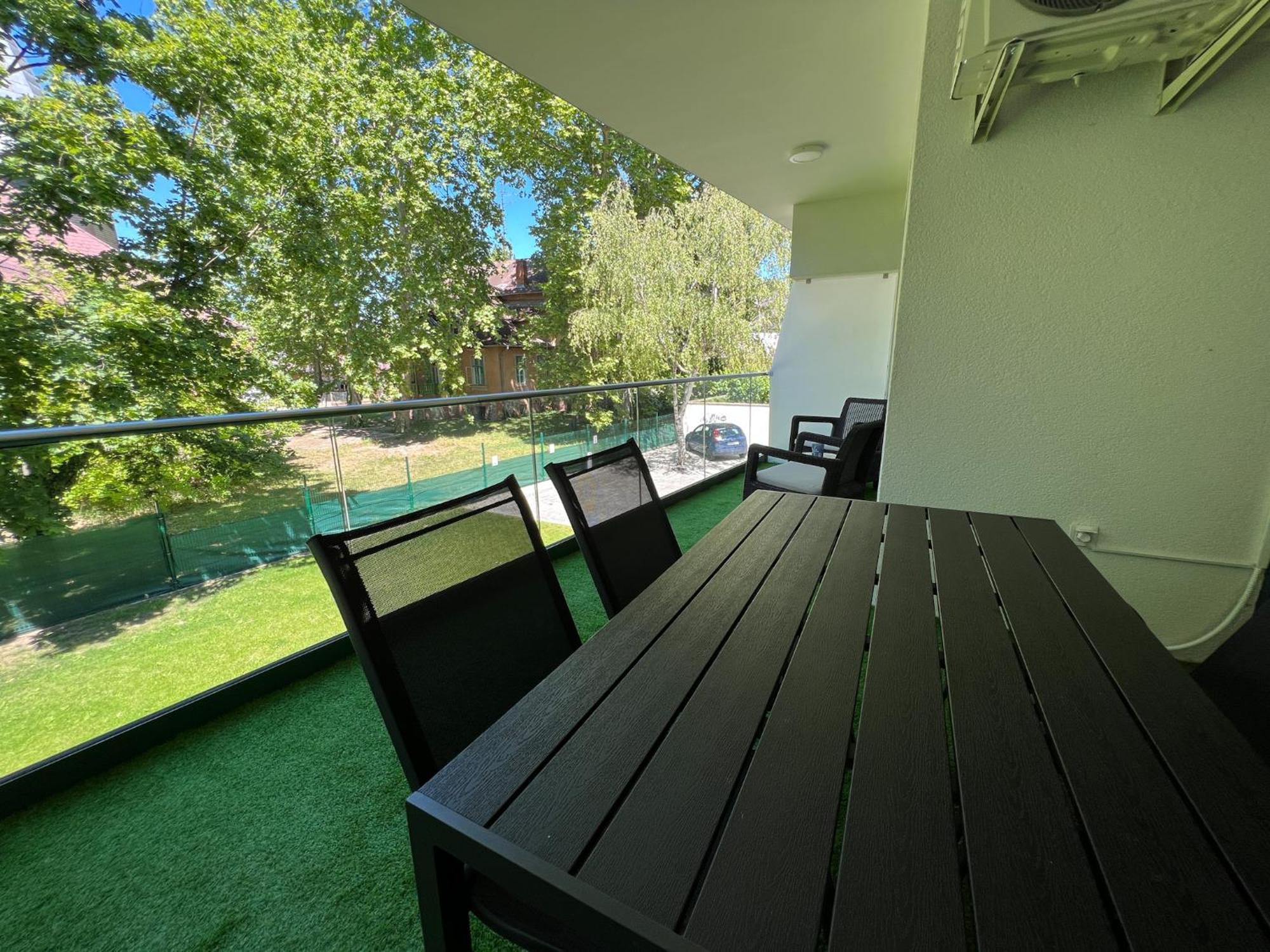 White&Blue Apartman Шиофок Экстерьер фото